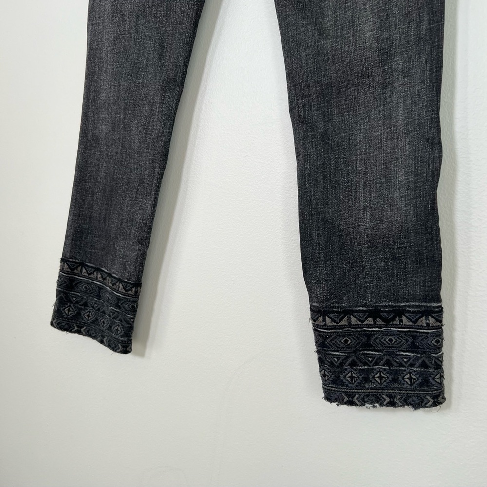 DRIFTWOOD Jackie Black Denim Embroidered Ankle and Pocket Ankle Skinny Jeans - Picture 7 of 16